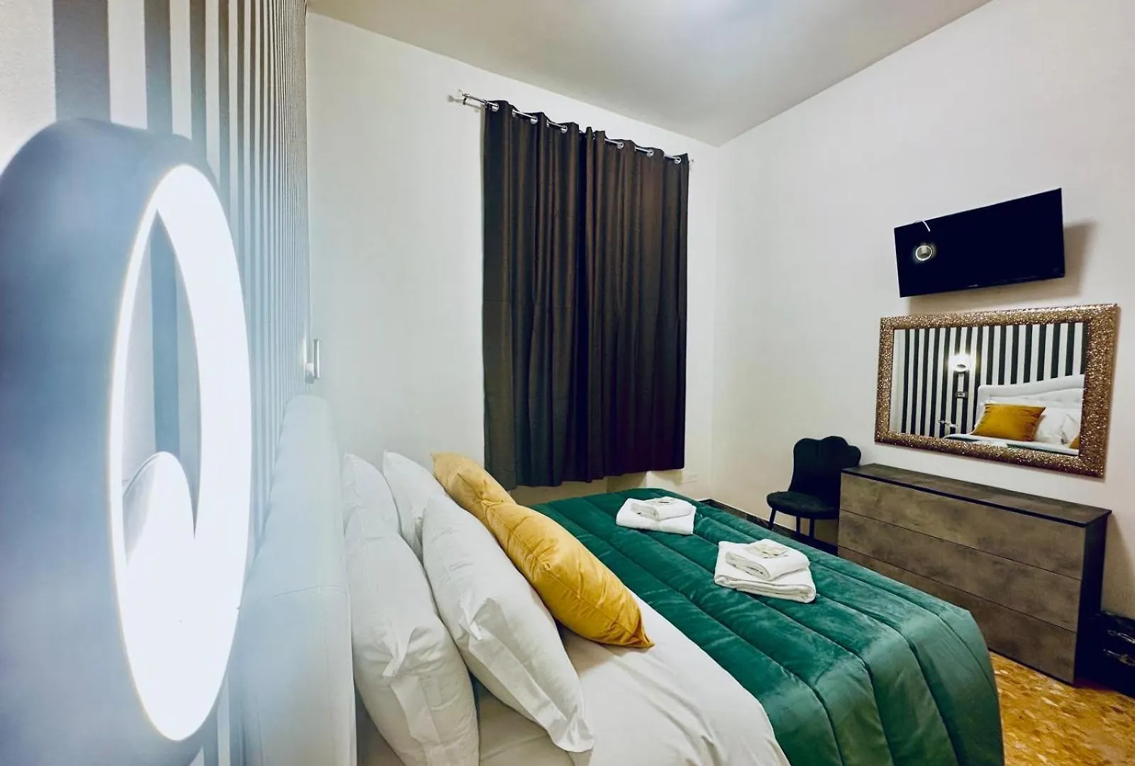 Rome Termini Down-Town Accommodation Włochy